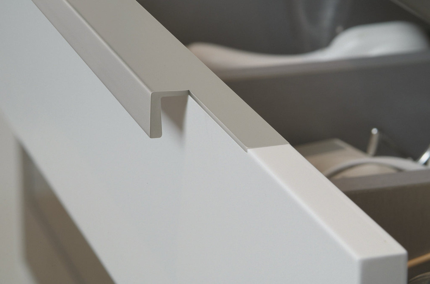 Estiva 4022 Mardeco Kitchen Handle - Mardeco - Architectural Hardware Redefined