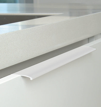 Estrada 4021 Mardeco Kitchen Handle - Mardeco - Architectural Hardware Redefined
